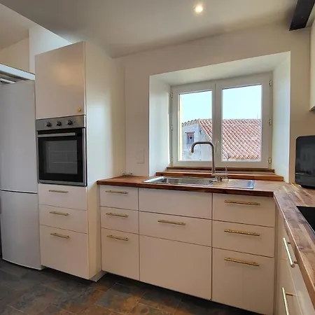 Entre Ciel Et Dans La Citadelle 칼비