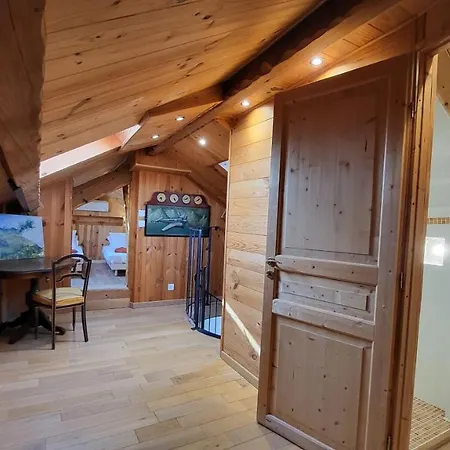 Entre Ciel Et Dans La Citadelle 칼비