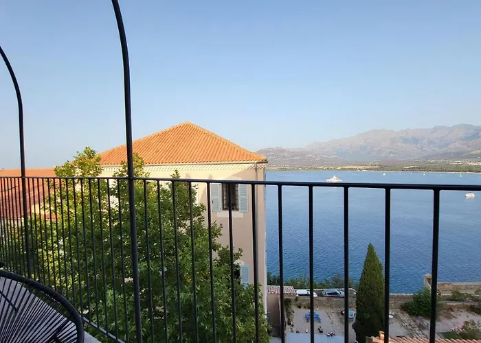 Apartamento Entre Ciel Et Dans La Citadelle Calvi (Corsica)